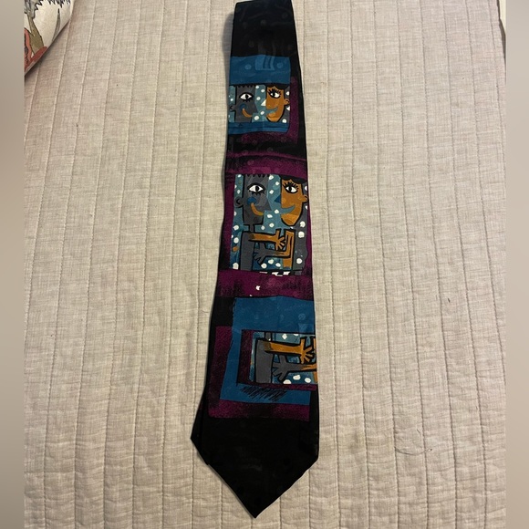 Pre-loved Vintage Men’s 100% Silk tie | Celebrations by Hallmark for Supera. - Picture 1 of 5